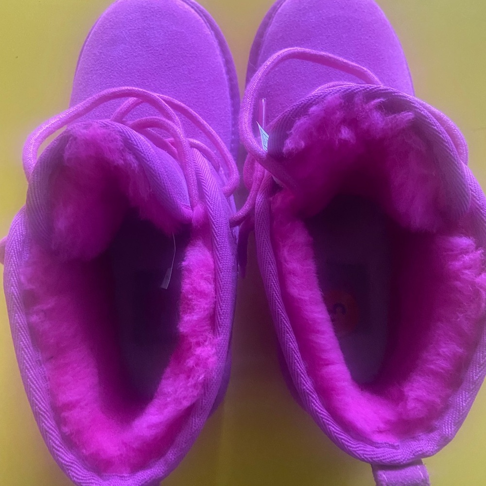 Uggs Fuchsia  lace-up Girls Boots size 3